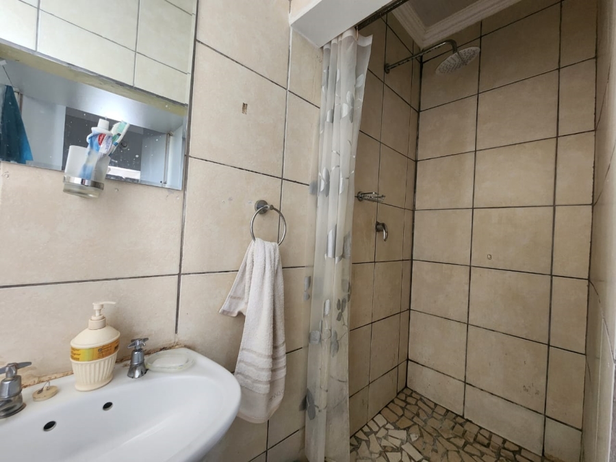 1 Bedroom Property for Sale in Cambridge West Eastern Cape